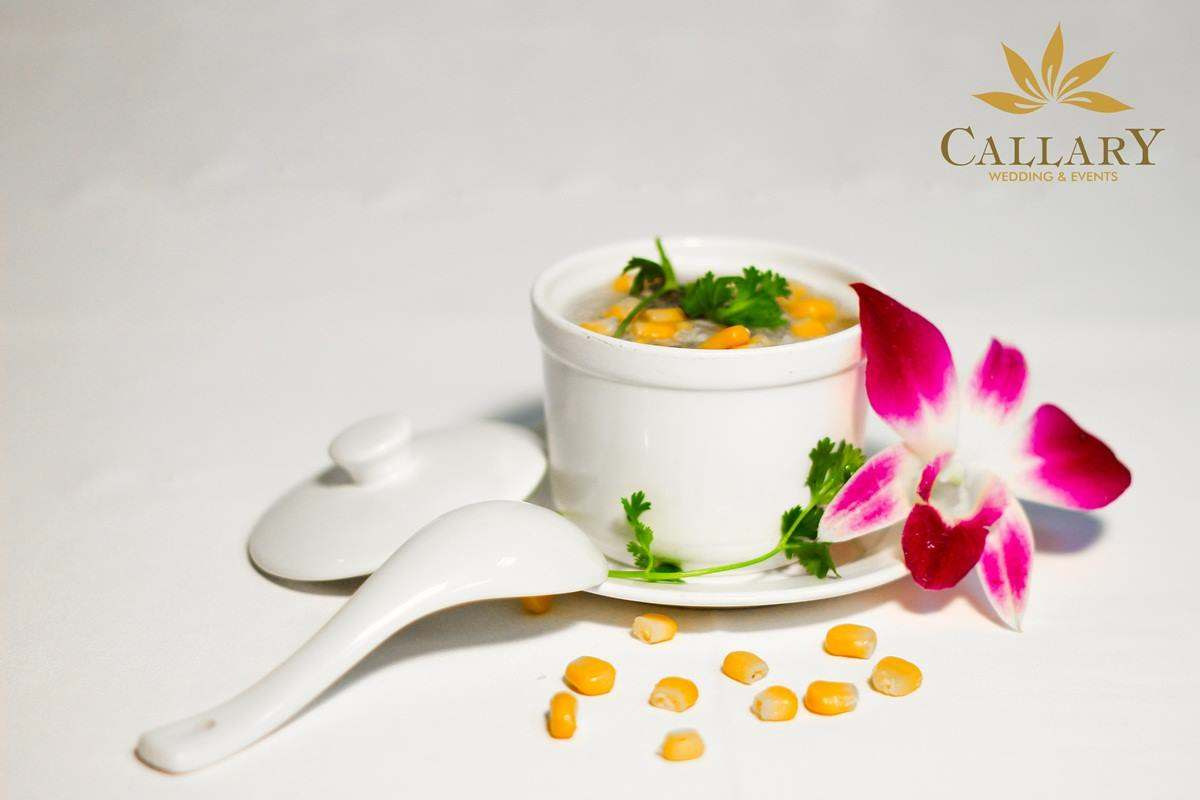 các món súp trong tiệc cưới