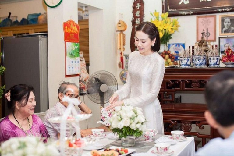 lễ dặm ngõ là gì