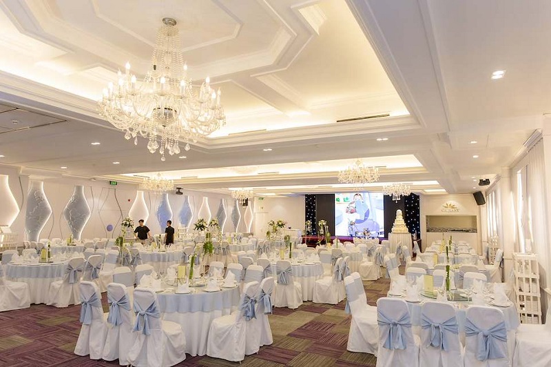 nhà hàng tổ chức sinh nhật